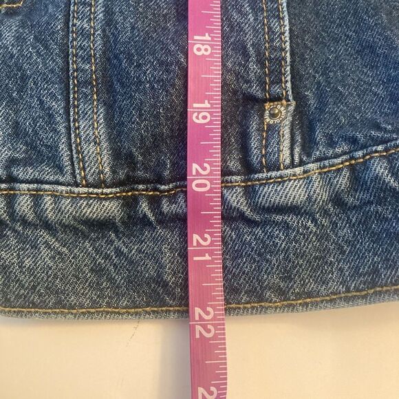 Old Navy Trucker Denim Jacket - Picture 7 of 9